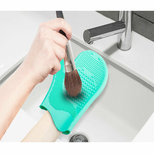 Envie Luxury 2 Way Brush Cleaning Glove - Green
